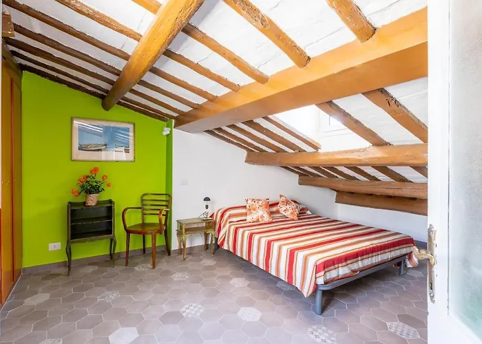 Apartamento Fascinating Attic - Up To 2 Guests - Trastevere
