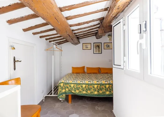 Fascinating Attic - Up To 2 Guests - Trastevere * Roma